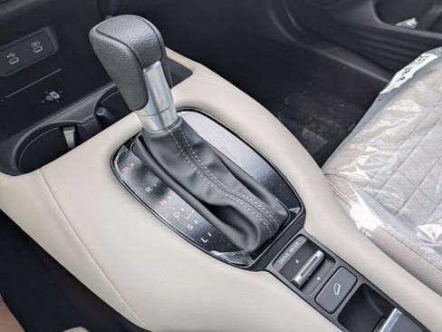 New 2026 Honda HR-V LX image 23