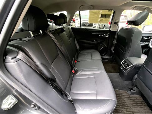 Used 2020 Subaru Outback Limited XT AWD/4WD image 19