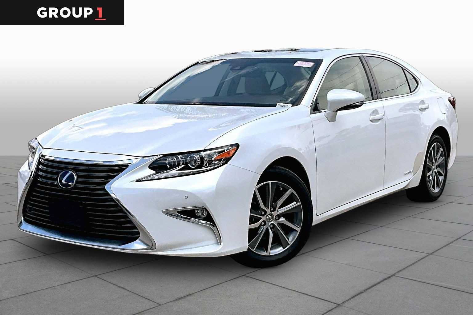 Used 2018 Lexus ES 300h w/ Luxury Package FWD image 1