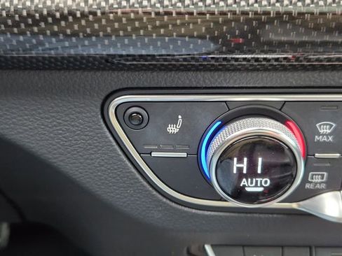 Used 2018 Audi SQ5 Premium Plus w/ Navigation Package image 31