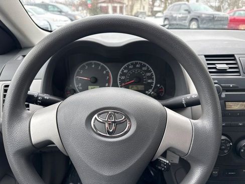 Used 2010 Toyota Corolla LE image 22