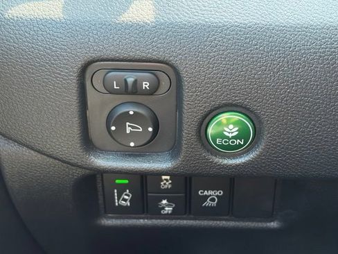 Certified 2025 Honda Ridgeline RTL image 26