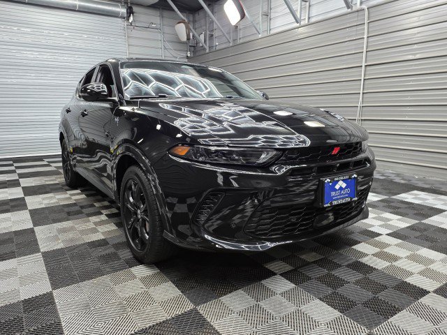 Used 2024 Dodge Hornet R/T Plus w/ Tech Pack Plus w/o Parking AWD/4WD image 3