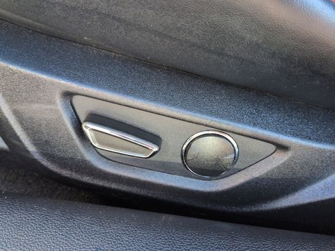 Used 2017 Ford Mustang GT Premium image 16