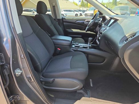 Used 2020 Nissan Pathfinder S AWD/4WD image 22