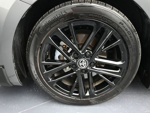 Used 2025 Toyota Camry SE w/ Convenience Package image 25