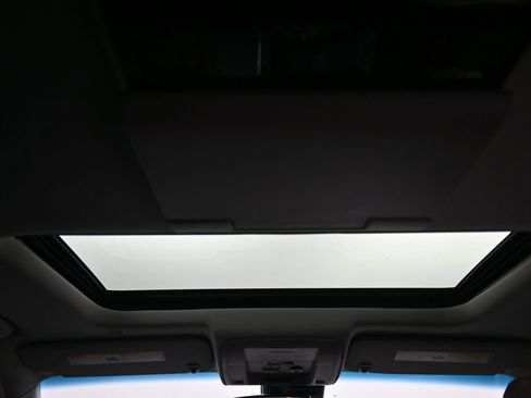 Used 2019 Chevrolet Suburban Premier w/ Premier Plus Edition AWD/4WD image 49