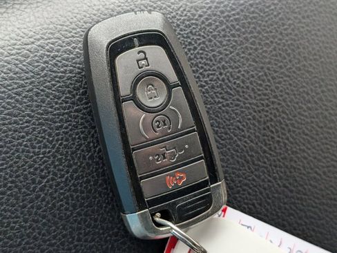 Used 2020 Ford F150 Raptor w/ Equipment Group 802A Luxury image 31