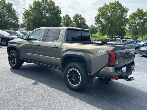 Used 2024 Toyota Tacoma TRD Off-Road w/ TRD Off Road Upgrade Package AWD/4WD image 6