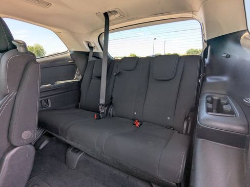 Used 2020 Subaru Ascent Premium w/ Convenience Package AWD/4WD image 15