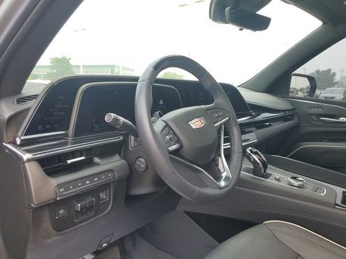 Certified 2023 Cadillac Escalade Sport w/ LPO, ONYX Package AWD/4WD image 8