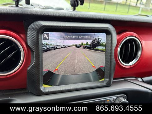 Used 2023 Jeep Gladiator Rubicon w/ Trailer Tow Package AWD/4WD image 35