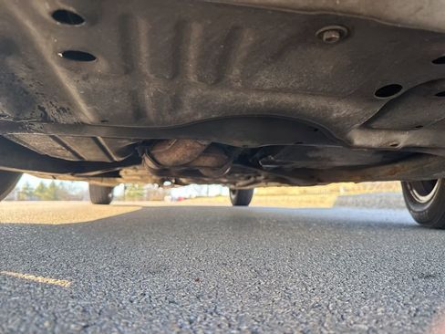 Used 2003 Toyota Avalon XLS image 19