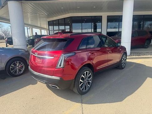 Used 2021 Cadillac XT5 Sportv image 6