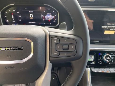 New 2026 GMC Sierra 1500 Denali w/ Denali Reserve Package image 17