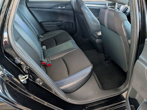 Used 2020 Honda Civic Sport image 32