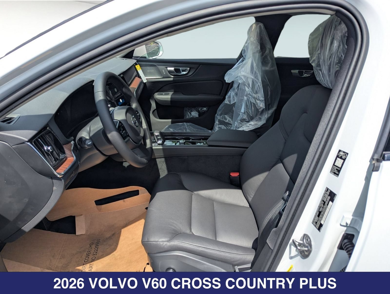 Certified 2026 Volvo V60 B5 Cross Country Plus w/ Protection Package Premier AWD/4WD image 9