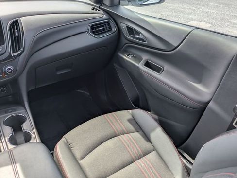 Used 2023 Chevrolet Equinox RS image 15