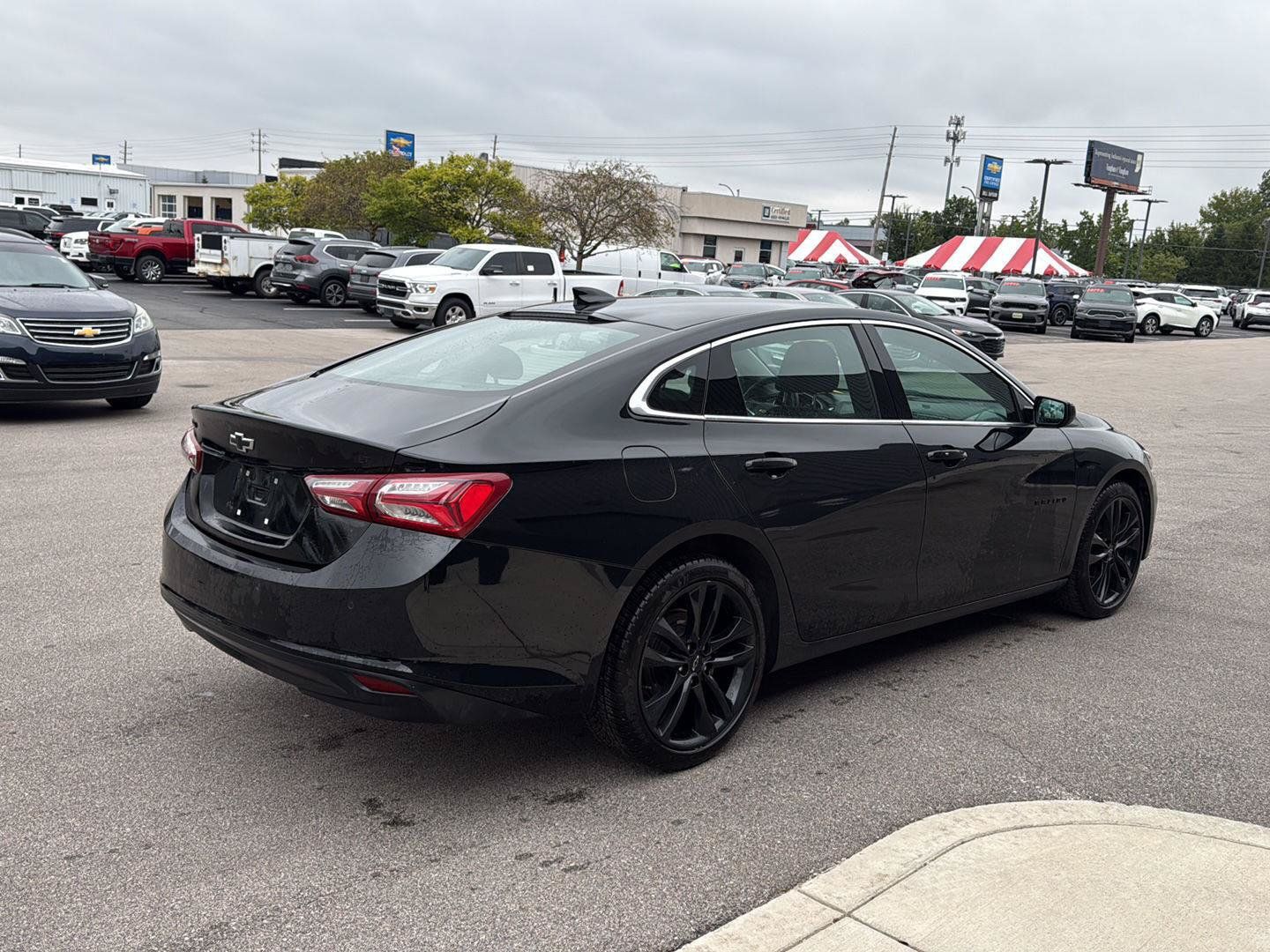 Used 2024 Chevrolet Malibu LT w/ Midnight Edition FWD image 3