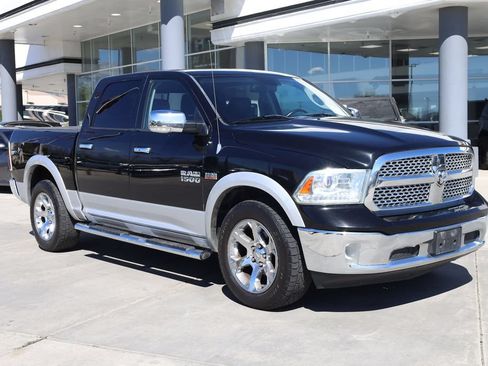 Used 2013 RAM 1500 Laramie w/ Convenience Group AWD/4WD image 8