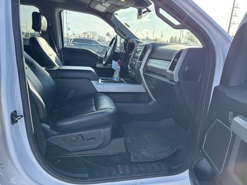 Used 2021 Ford F250 Lariat w/ Chrome Package image 12
