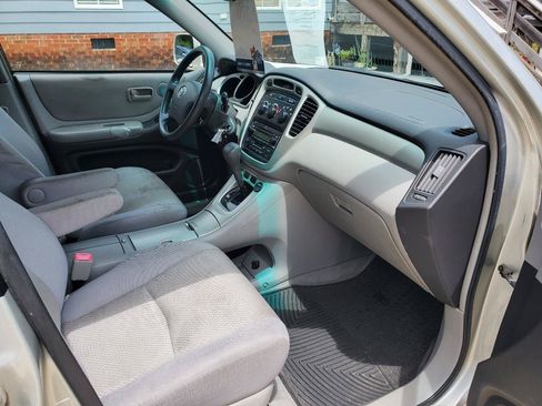 Used 2006 Toyota Highlander Limited AWD/4WD image 5
