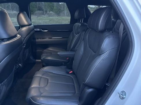 Used 2024 Hyundai Palisade Calligraphy image 15