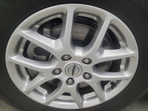 Used 2023 Chrysler Voyager LX FWD image 31
