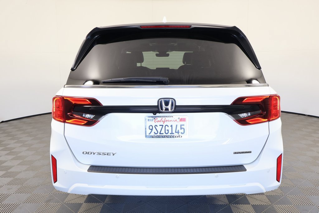 Used 2025 Honda Odyssey Touring image 5