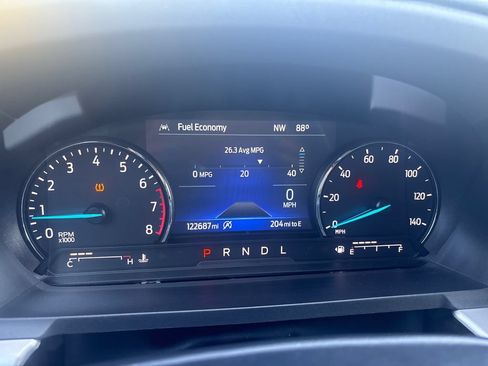 Used 2021 Ford Explorer XLT AWD/4WD image 23