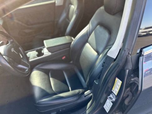 Used 2018 Tesla Model 3 Performance image 10