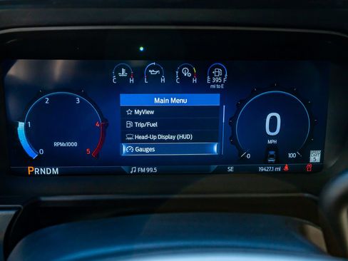 Used 2025 Ford F250 Platinum w/ Tremor Off-Road Package image 21