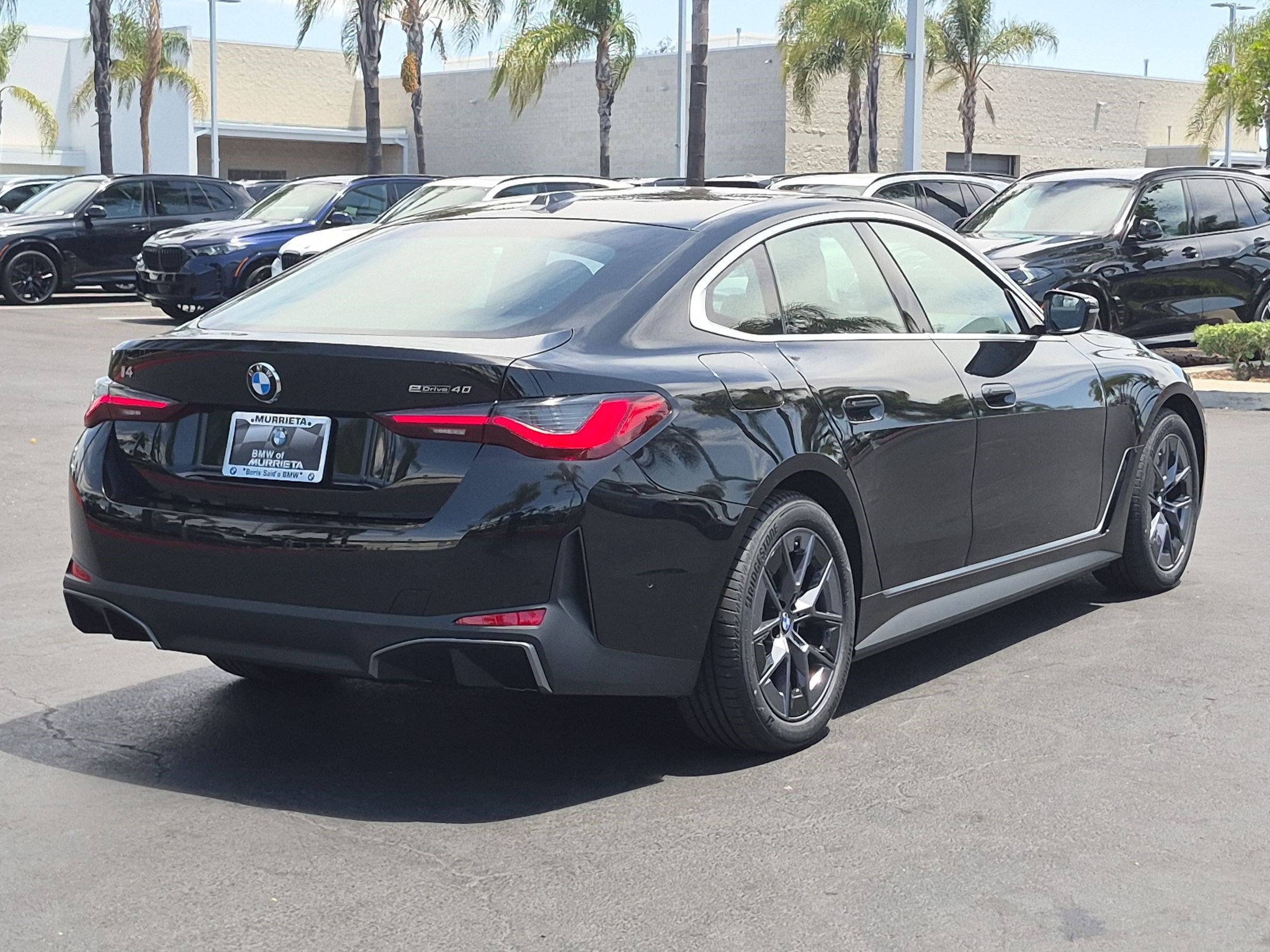 New 2026 BMW i4 eDrive40 w/ Parking Assistance Package RWD image 10