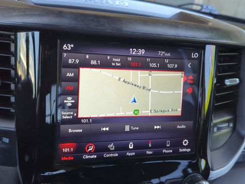 Used 2021 RAM 1500 Big Horn AWD/4WD image 23