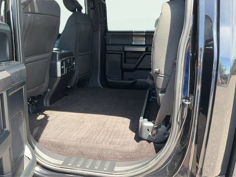 Used 2019 Ford F150 XLT w/ Equipment Group 302A Luxury AWD/4WD image 13