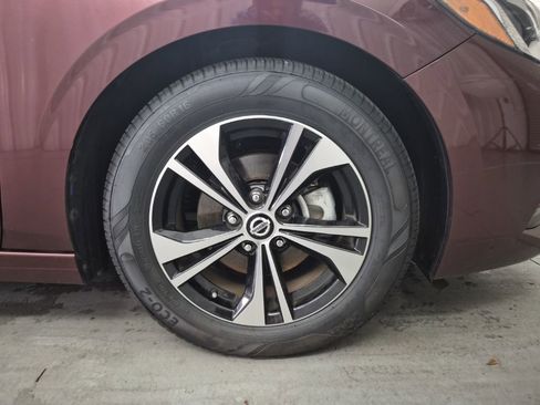 Used 2023 Nissan Sentra SV image 10