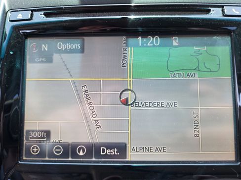 Used 2017 Toyota Camry SE FWD image 17