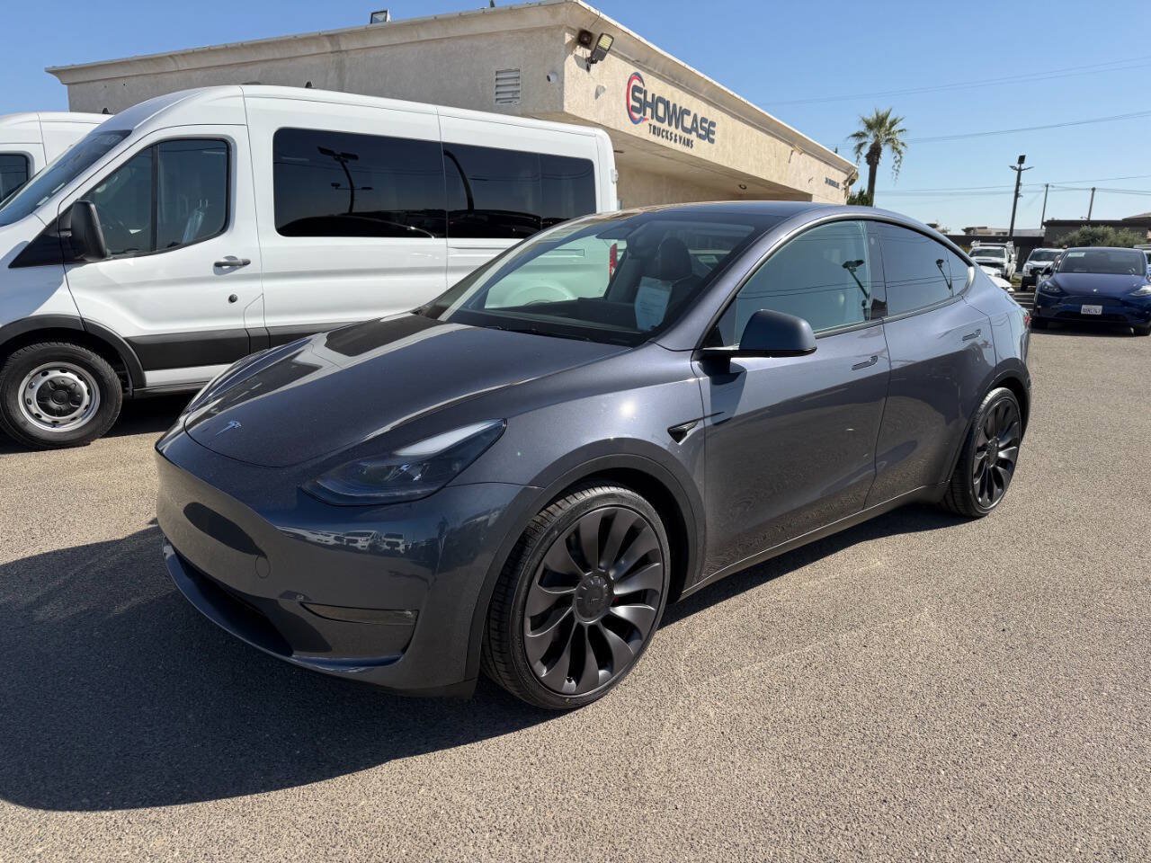 Used 2023 Tesla Model Y Long Range AWD/4WD image 4