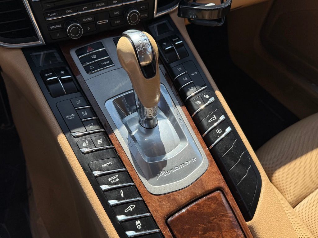 Used 2010 Porsche Panamera 4S AWD/4WD image 31