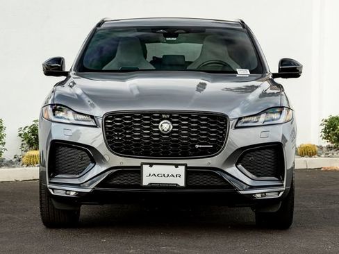Used 2025 Jaguar F-PACE R-Dynamic S AWD/4WD image 3