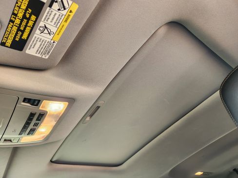 Used 2016 Toyota Highlander XLE image 27