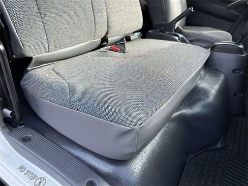 New 2024 Chevrolet Low Cab Forward image 28