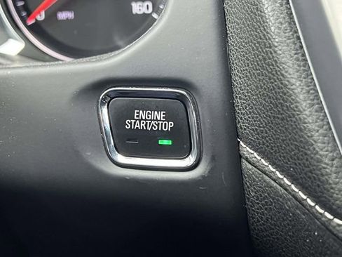 Certified 2023 GMC Acadia SLE w/ Driver Convenience Package image 29