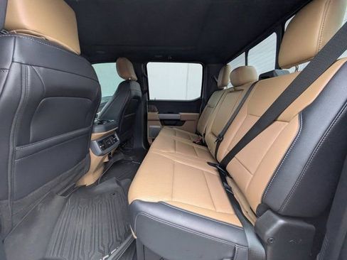 Used 2025 Ford F250 Lariat w/ Lariat Ultimate Package image 10