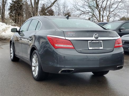Used 2016 Buick LaCrosse Leather image 2