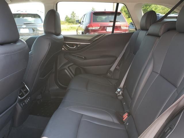 Used 2022 Subaru Outback Limited AWD/4WD image 14