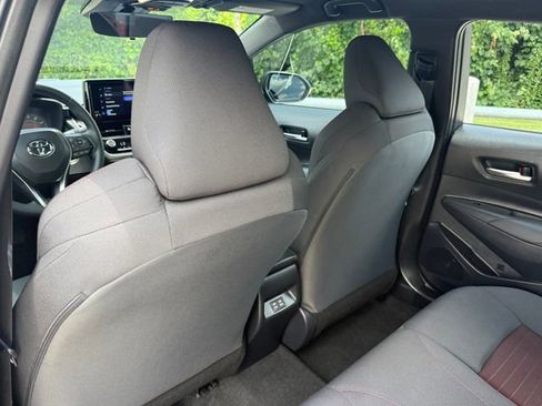 Used 2025 Toyota Corolla SE FWD image 22