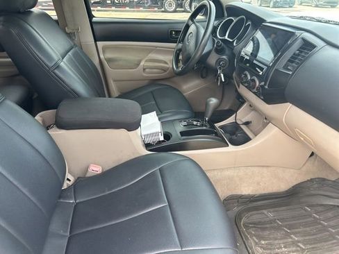 Used 2008 Toyota Tacoma PreRunner image 19