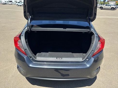 Used 2018 Honda Civic EX-T image 7