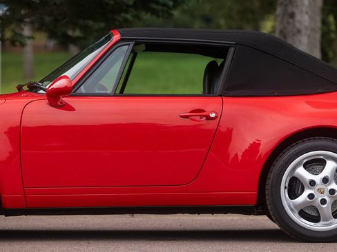 Used 1995 Porsche 911 Carrera RWD image 19